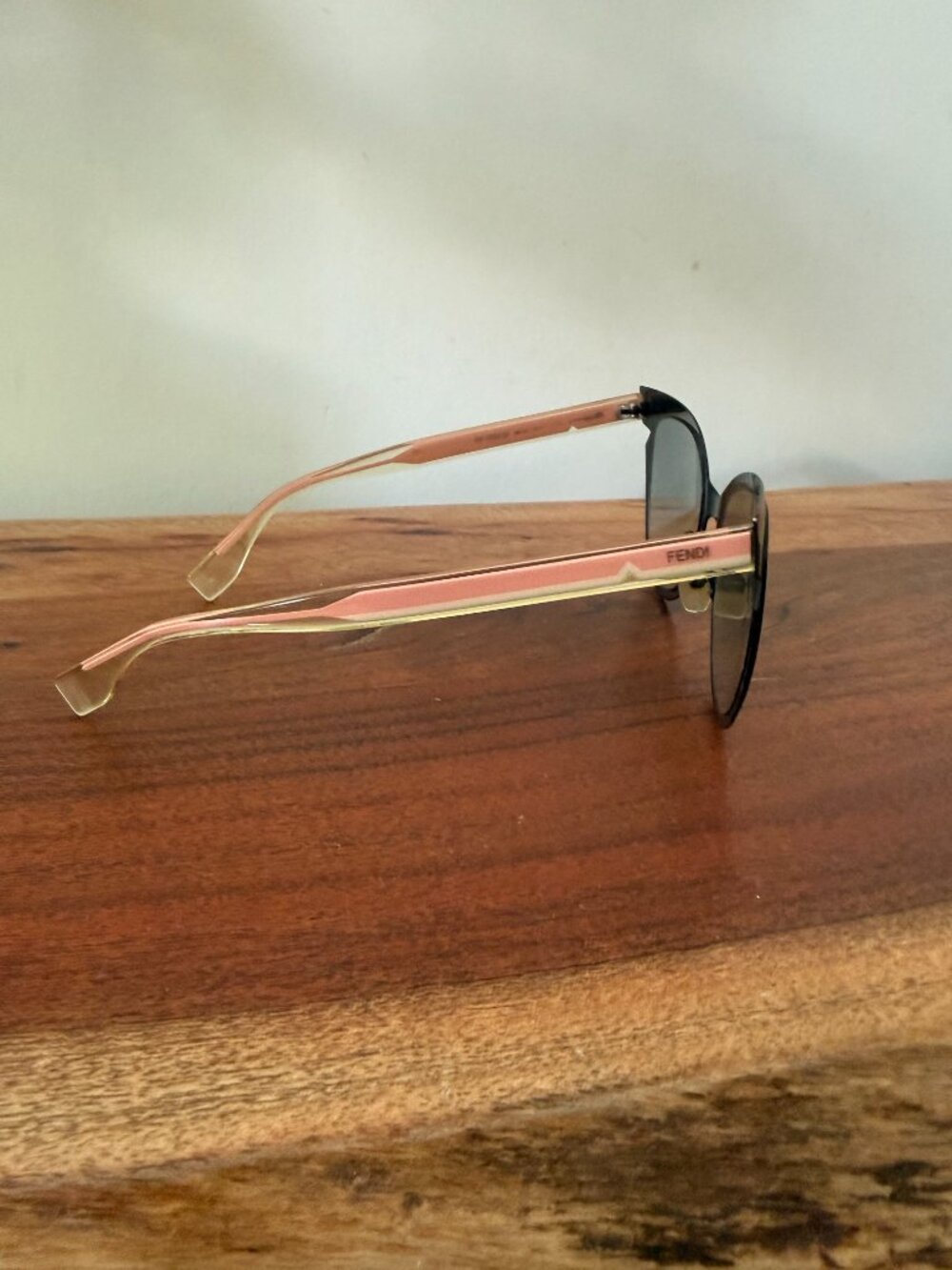 FENDI Sunglasses - Picture 3 of 8